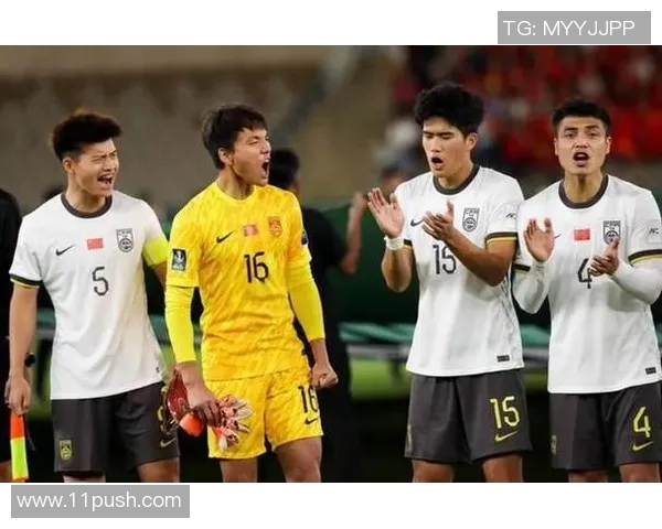 足球球星附体展现超凡技艺助力球队逆袭夺冠的传奇故事